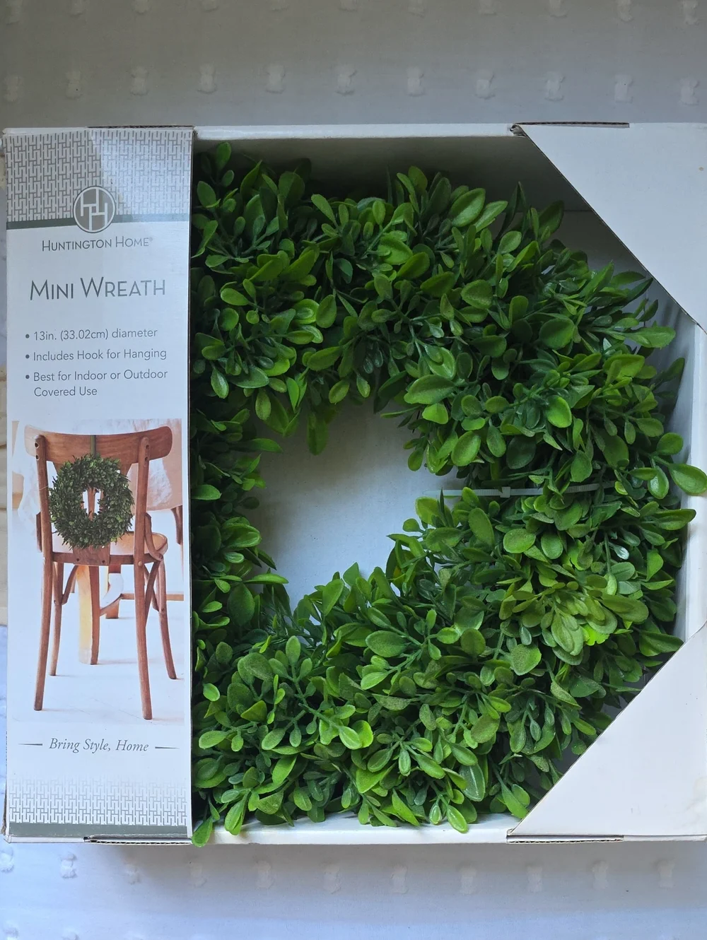 NWT Mini Wreath with Hanging Hook 13 Inch Boxwood Faux Extremely Realistic 🌿